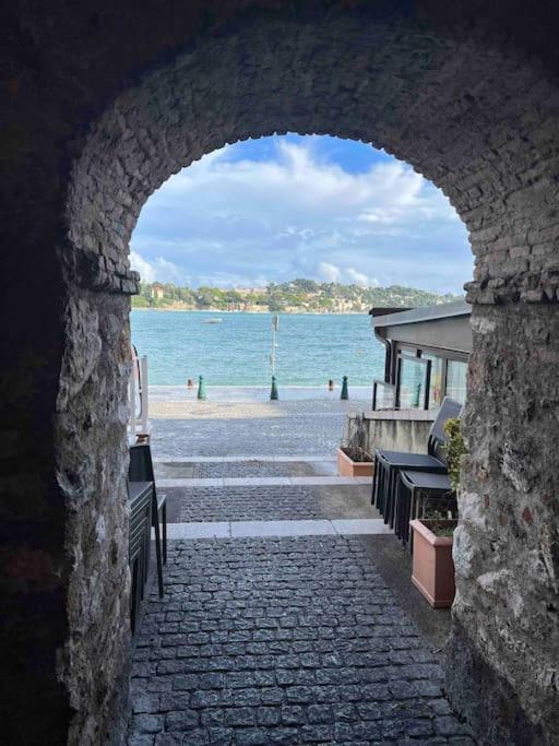 Loft - Centre Historique Apartamento Villefranche-sur-Mer Exterior foto