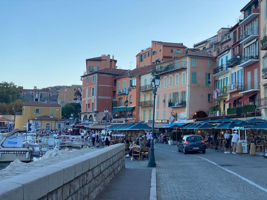 Loft - Centre Historique Apartamento Villefranche-sur-Mer Exterior foto
