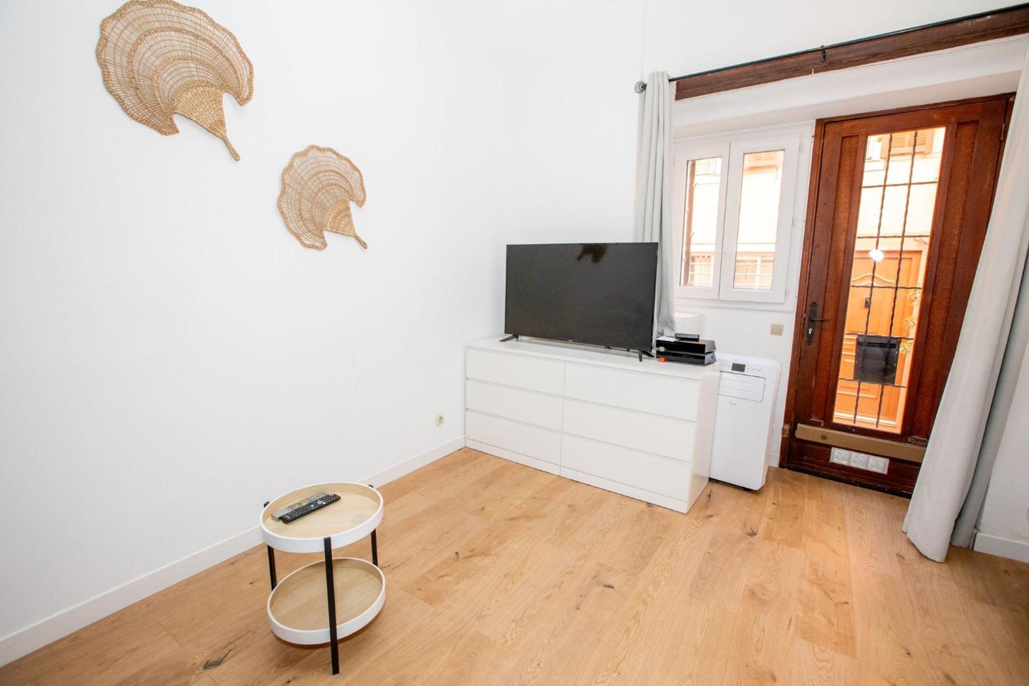 Loft - Centre Historique Apartamento Villefranche-sur-Mer Exterior foto